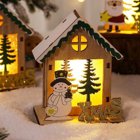 Sněhulák u svítícího domečku - kulatý a hranatý