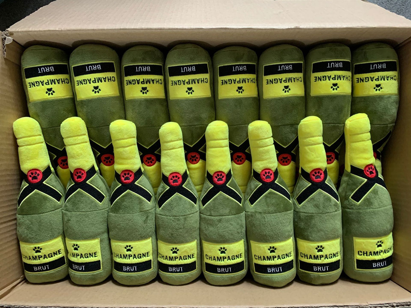 Psí plyšová alkoholická hračka