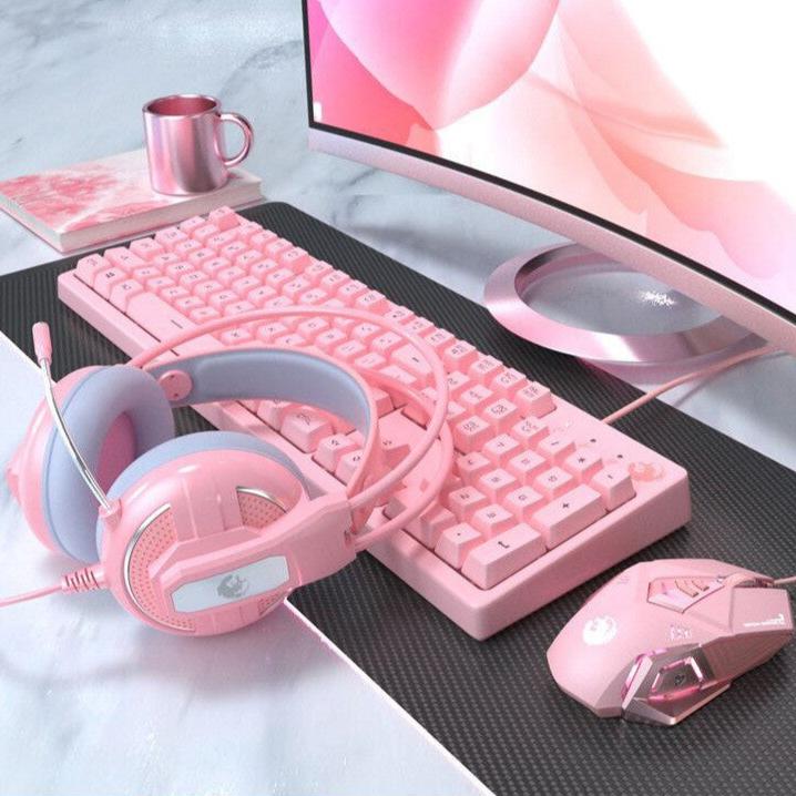 Růžová herní sada k počítači: růžová sluchátka, růžová myš PRO, růžová klávesnice a velká design podložka